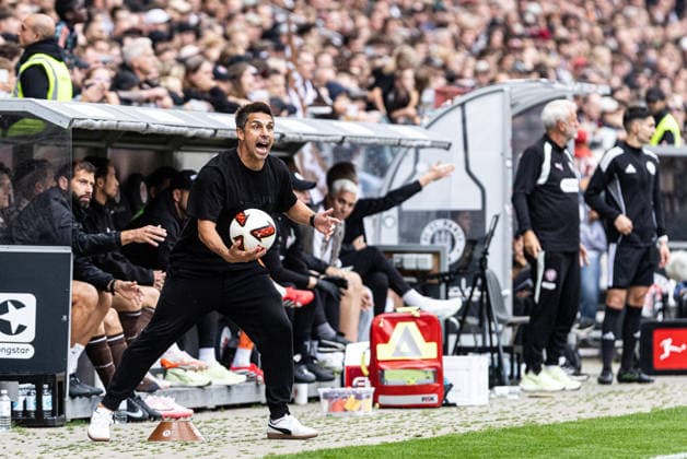 German Bundesliga: FC St. Pauli 1, FC Kaiserslautern 30 August 2026 Marcel Rapp (FC St. Pauli) quickly puts the ball back into play German Bundesliga, Matchday 3: FC St. Pauli 1, FC Kaiserslautern Millerntor Stadium, Hamburg, St. Pauli, August 30, 2026. DFL regulations prohibit any use of photographs as image sequences and or quasi-video content Copyright: xBEAUTIFULxSPORTS Buriakovx
