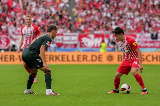 1. Bundesliga: SC Freiburg vs SV Werder Bremen, 30.08.2026 Zweikampf zwischen Senne Lynen (SV Werder Bremen, 14) und Yuito Suzuki (SC Freiburg, 14) 1. Bundesliga: SC Freiburg vs SV Werder Bremen, Europa-Park-Stadion, 30.08.2026 DFB DFL REGULATIONS PROHIBIT ANY USE OF PHOTOGRAPHS AS IMAGE SEQUENCES AND OR QUASI-VIDEO. *** 1 Bundesliga: SC Freiburg vs. SV Werder Bremen, August 30, 2026. A tackle between Senne Lynen (SV Werder Bremen, 14) and Yuito Suzuki (SC Freiburg, 14). 1 Bundesliga: SC Freiburg vs. SV Werder Bremen, Europa-Park Stadium, August 30, 2026 DFB and DFL regulations prohibit any use of photographs as image sequences and or quasi-video. Copyright: xBEAUTIFULxSPORTS Boscox