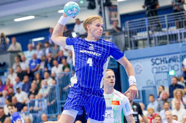 August 30, 2026, xsefx, Handball, 1st Bundesliga, VfL Gummersbach vs. SC Magdeburg, 2026–2027 Men’s Season, Schwalbe Arena—Ellidi Vidarsso of VfL Gummersbach 04 shoots the ball toward the goal in North Rhine-Westphalia, Germany