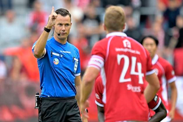 Royal Antwerp FC v Sint-Truidense VV - Jupiler Pro League DEURNE, BELGIUM - AUGUST 30 : referee Van Driessche Bram during the Jupiler Pro League match between Royal Antwerp FC and Sint-Truidense VV on August 30, 2026 in Deurne, Belgium, 30 08 2026 Deurne Belgium  Copyright: xSesx