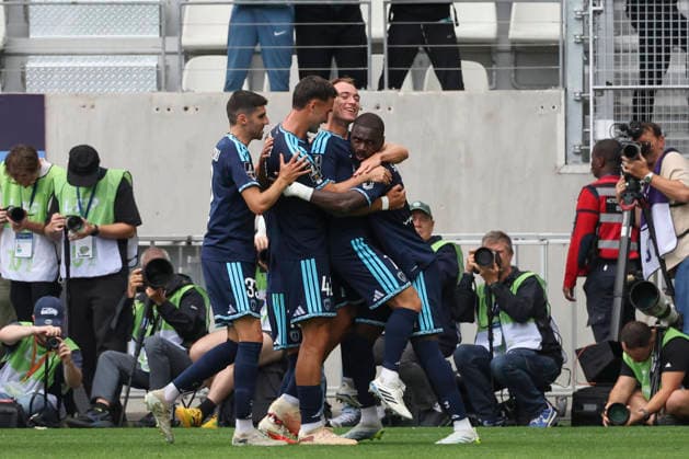 FOOTBALL : Paris FC Vs OGC Nice - Ligue 1 - 30 08 2026 Joie sur le but sur penalty de Lassine Sinayoko (Paris FC) - Pablo Pagis (Paris FC) - Diego Coppola (Paris FC) - Pierre Lees-Melou (Paris FC) ParisFrance  Copyright: xMichaelxBaucherx