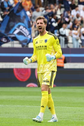 FOOTBALL : Paris FC Vs OGC Nice - Ligue 1 - 30 08 2026 Joie de Kevin Trapp (Paris FC) sur le but sur penalty de Lassine Sinayoko (Paris FC) ParisFrance  Copyright: xMichaelxBaucherx