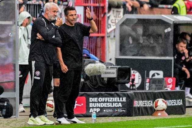 Assistant Coach Peter Nemeth, Head Coach Marcel Rapp, St. Pauli, Germany, Hamburg, Millerntor, soccer, 2. Bundesliga, FC St. Pauli, FC Kaiserslautern
