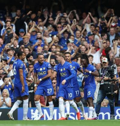 Premier League - Chelsea v Brighton & Hove Albion LONDON, ENGLAND, AUGUST 30: GOAL 1-0, Romeo Lavia of Chelsea goal celebration during the Premier League match between Chelsea v Brighton & Hove Albion at Stamford Bridge Stadium, London, England, on August 30. (Photo by Daniel Weir) London Stamford Bridge Stadium England Copyright: xDanielxWeir SportsxPressxPhotox Sportspressphoto_SPR219695