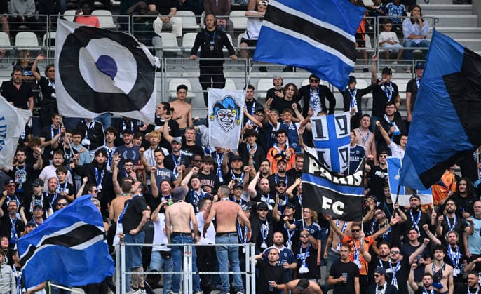 Paris FC v Nice - French Ligue 1 PARIS, FRANCE - AUGUST 30: Fans of Paris FC celebrate after a score during the French L1 football match between Paris FC and OGC Nice at Stade Jean-Bouin in Paris, France on August 30, 2026. Mustafa Yalcin Anadolu Paris France. Editorial use only. Please get in touch for any other usage.  Copyright: x2026xAnadoluxMustafaxYalcinx