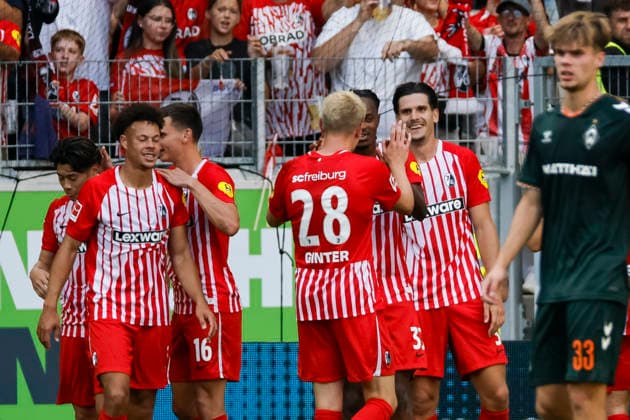 Torjubel SC Freiburg beim 2:0 durch Igor Matanovic (SC Freiburg, 31) , Deutschland, Fussball, 1. Bundesliga, 1.Spieltag, 2026 2027, SC Freiburg vs. SV Werder Bremen, 30.08.2026, Freiburg im Breisgau Europa-Park Stadion Deutschland *** SC Freiburg celebrates Igor Matanovic s goal, making the score 2-0; SC Freiburg, 31, Germany, soccer, Bundesliga 1, Matchday 1, 2026–2027, SC Freiburg vs. SV Werder Bremen, August 30, 2026, Freiburg im Breisgau, Europa-Park Stadium, Germany Copyright: xGrantxHubbsx