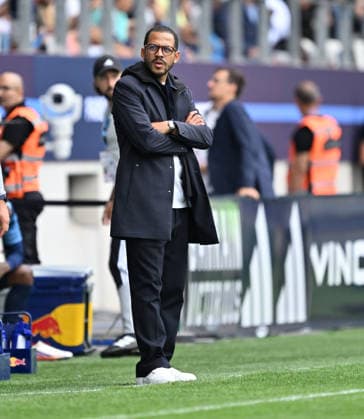 Paris FC v Nice - French Ligue 1 PARIS, FRANCE - AUGUST 30: Liam Rosenior, head coach of Paris FC reacts during the French L1 football match between Paris FC and OGC Nice at Stade Jean-Bouin in Paris, France on August 30, 2026. Mustafa Yalcin Anadolu Paris France. Editorial use only. Please get in touch for any other usage.  Copyright: x2026xAnadoluxMustafaxYalcinx