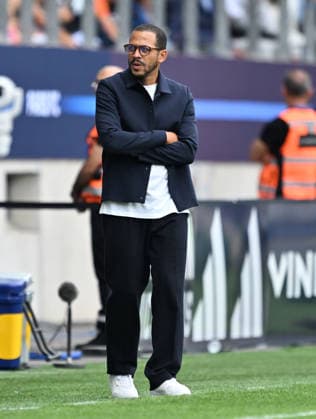 Paris FC v Nice - French Ligue 1 PARIS, FRANCE - AUGUST 30: Liam Rosenior, head coach of Paris FC reacts during the French L1 football match between Paris FC and OGC Nice at Stade Jean-Bouin in Paris, France on August 30, 2026. Mustafa Yalcin Anadolu Paris France. Editorial use only. Please get in touch for any other usage.  Copyright: x2026xAnadoluxMustafaxYalcinx