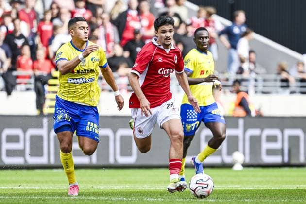STVV s Ilias Sebaoui and Antwerp s Luca Schelfhout pictured in action during a soccer match between Royal Antwerp FC and Sint-Truidense V.V., Sunday 30 August 2026 in Antwerp, on day 4 of the 2026-2027 Jupiler Pro League first division of the Belgian championship. TOM GOYVAERTS TomxGoyvaerts  x184749517x