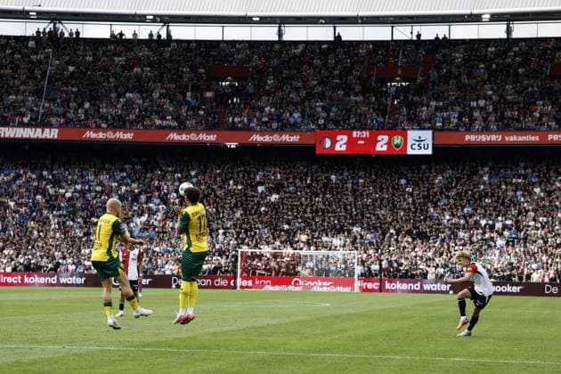 ROTTERDAM - Atmospheric shot of the scoreboard showing the score at 2-2 during the Dutch Eredivisie match between Feyenoord Rotterdam and ADO Den Haag at De Kuip stadium on August 30, 2026, in Rotterdam, the Netherlands. MAURICE VAN STEEN ANP Eredivisie 2026 27 xVIxANPxSportx xxANPxIVx 566600405 originalFilename: 566600405.jpg