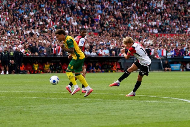 Eredivisie: Feyenoord Rotterdam v ADO Den Haag Rotterdam - Sem Steijn of Feyenoord Rotterdam shoots during the fourth competition round of the 2026 2027 Eredivisie season. The match is set between Feyenoord Rotterdam and ADO Den Haag at De Kuip on 30 August 2026 in Rotterdam, The Netherlands. (Hero Images Danny de Groot) Copyright: xDannyxdexGrootx