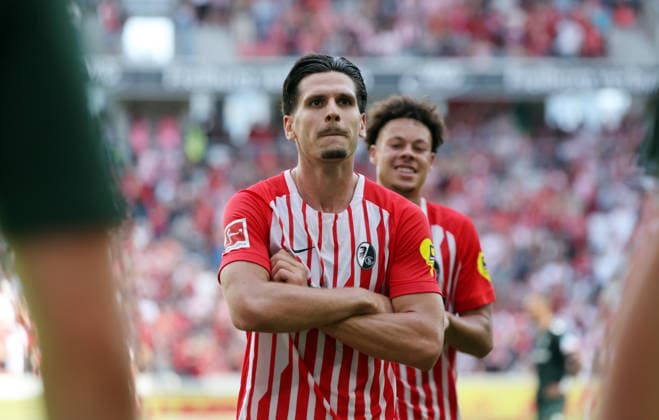 30.08.26 SC Freiburg - SV Werder Bremen Deutschland, Freiburg, 30.08.2026, Fussball, Bundesliga, Saison 2026 2027, SC Freiburg - SV Werder Bremen: Igor Matanovic (SC Freiburg); Jubel Tor 2:0 Matanovic. *** August 30, 2026 SC Freiburg vs. SV Werder Bremen Germany, Freiburg, August 30, 2026, Soccer, Bundesliga, 2026–2027 Season, SC Freiburg vs. SV Werder Bremen Igor Matanovic SC Freiburg Celebrates Goal 2–0 Matanovic