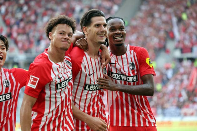 30.08.26 SC Freiburg - SV Werder Bremen Deutschland, Freiburg, 30.08.2026, Fussball, Bundesliga, Saison 2026 2027, SC Freiburg - SV Werder Bremen: Igor Matanovic (SC Freiburg); Jubel Tor 2:0 Matanovic. *** August 30, 2026 SC Freiburg vs. SV Werder Bremen Germany, Freiburg, August 30, 2026, Soccer, Bundesliga, 2026–2027 Season, SC Freiburg vs. SV Werder Bremen Igor Matanovic SC Freiburg Celebrates Goal 2–0 Matanovic