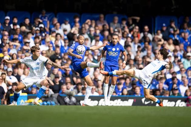 Joao Pedro of Chelsea and Ferdi Kadioglu of Brighton and Hove Albion Chelsea v Brighton and Hove Albion, Premier League Football, Football, Stamford Bridge, London, UK - 30 Aug 2026London Stamford Bridge United Kingdom EDITORIAL USE ONLY No use with unauthorised audio, video, data, fixture lists, club league logos or live services. Online in-match use limited to 120 images, no video emulation. No use in betting, games or single club league player publications. Copyright: xIanxTuttle Shutterstockx 17119079be