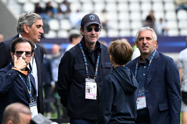 Antoine Arnault at Paris FC vs OGC Nice Antoine Arnault is seen during the Ligue 1 match between PARIS FC and OGC NICE at Stade Jean Bouin in Paris, France on August 30, 2026. Photo by Lionel Urman ABACAPRESS.COM Paris France  Copyright: xUrmanxLionel ABACAx