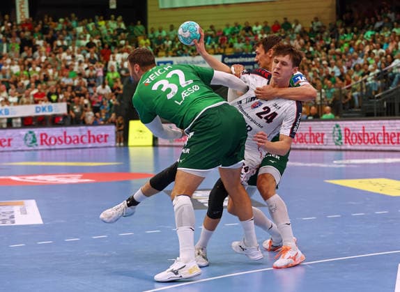 August 30, 2026, xovx, Handball, Opel Handball Bundesliga, HSG Wetzlar vs. SG BBM Bietigheim; Nikolaj Laesö (HSG Wetzlar), Fynn Luca Nicolaus (SG BBM Bietigheim), Jona Schoch (HSG Wetzlar); Wetzlar, Buderus Arena, Hesse, Germany, DE
