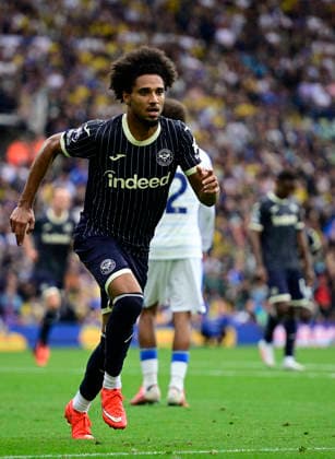 Leeds United v Brentford Premier League Brentford s Kevin Schade celebrates after scoring his sides first goal during the Premier League match at Elland Road, Leeds 30 08 2026 UK Newspapers OUT Copyright: xChrisxNuttonx FIL-23862-0044