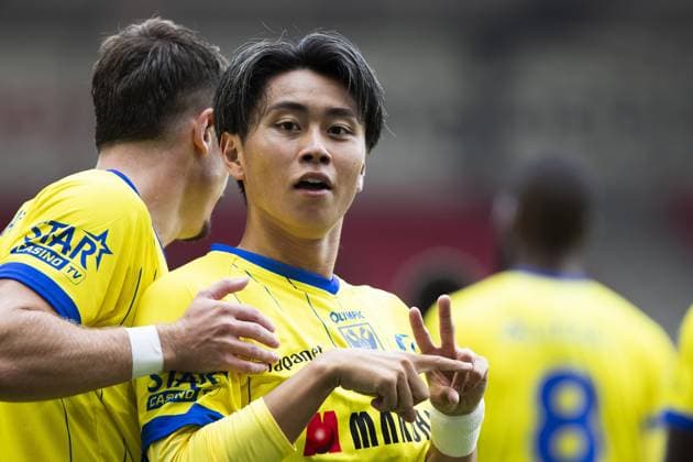 STVV s Ryotaro Araki celebrates after scoring during a soccer match between Royal Antwerp FC and Sint-Truidense V.V., Sunday 30 August 2026 in Antwerp, on day 4 of the 2026-2027 Jupiler Pro League first division of the Belgian championship. KRISTOFxVANxACCOM  x184752612x