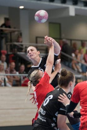 Gabriela Bitolo Tussies, 22, Ilona Kieffer Halle, 72, Ida Petzold Tussies, 8, SV Union Halle Neustadt vs. TuS Metzingen, Women’s Handball Bundesliga 1, 2026–27 season, August 30, 2026, Halle SWH Arena, Saxony-Anhalt, Germany