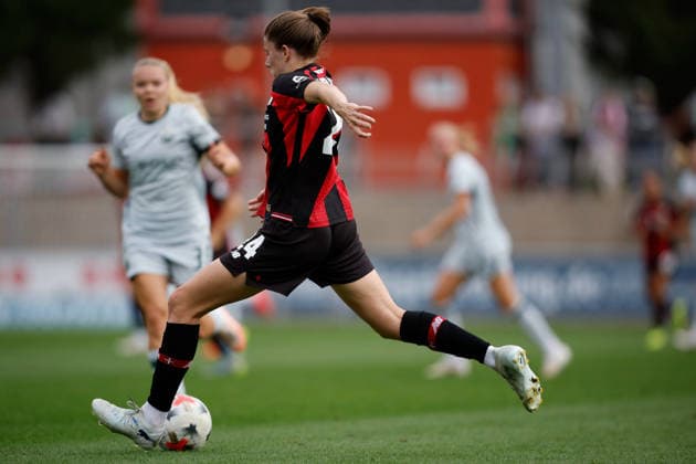 Fußball I Frauen I Bundesliga I Saison 2026-2027 I 2. Spieltag I Bayer 04 Leverkusen - VfL Wolfsburg I 30.08.2026 Lilla Turanyi (24, Bayer 04 Leverkusen) dribbelt mit dem Ball. Leverkusen Ulrich-Haberland-Stadion Niedersachsen Deutschland *** Soccer I Women s I Bundesliga I 2026–2027 Season I Matchday 2 I Bayer 04 Leverkusen vs. VfL Wolfsburg I August 30, 2026 Lilla Turanyi 24, Bayer 04 Leverkusen dribbles the ball at the Ulrich Haberland Stadium in Leverkusen, Lower Saxony, Germany Copyright: xLobeca CedricxSiefkerx