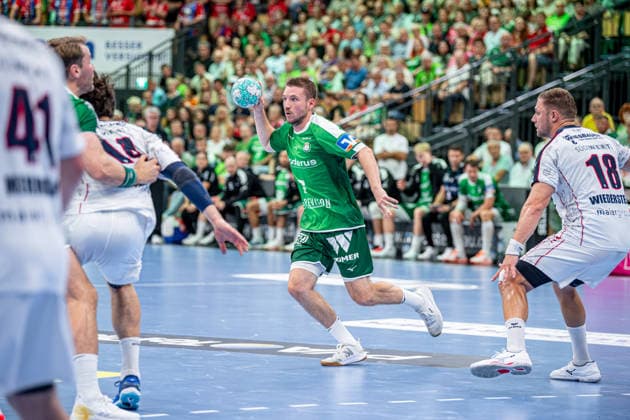 OPEL Handball Bundesliga: HSG Wetzlar vs. SG BBM Bietigheim, August 30, 2026; Dominik Mappes (HSG Wetzlar), 7, Fabian Wiederstein, SG BBM Bietigheim, 18, Mathias Larson, SG BBM Bietigheim, 44 OPEL Handball Bundesliga HSG Wetzlar vs. SG BBM Bietigheim, Wetzlar, August 30, 2026 Copyright: xBEAUTIFULxSPORTS Roeczeyx