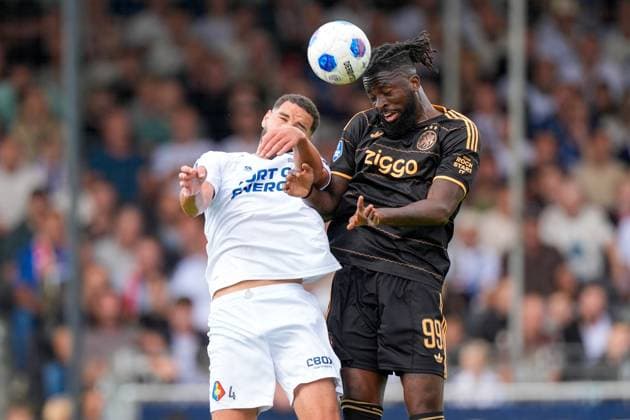 VELSEN-ZUID , 30-08-2026 , BUKO Stadion , season 2026 2027 , Dutch Eredivisie football , match between Telstar and Ajax , Picture shows Telstar player Abdelnour Soualhia, Ajax player Toluwalase Arokodare Telstar - Ajax  x206249047x Copyright: