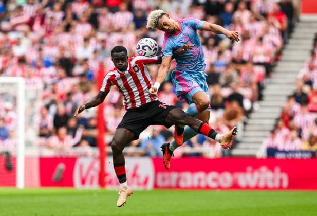 Habib Diarra of Sunderland and Antonee Robinson of Fulham Sunderland v Fulham, Premier League Football, Football, Stadium of Light, Sunderland, UK - 30 Aug 2026Sunderland Stadium of Light United Kingdom EDITORIAL USE ONLY No use with unauthorised audio, video, data, fixture lists, club league logos or live services. Online in-match use limited to 120 images, no video emulation. No use in betting, games or single club league player publications.  Copyright: xGreigxCowie Shutterstockx 17119085cz