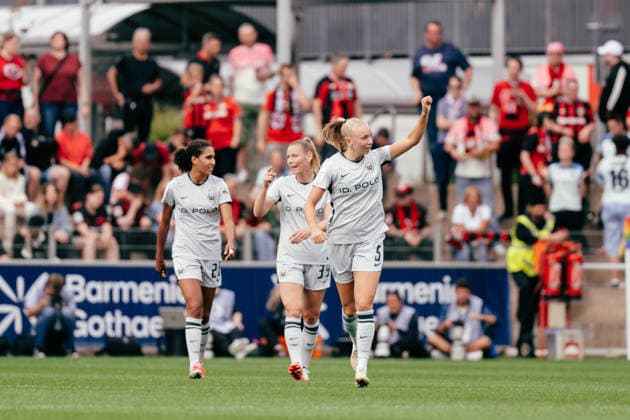 30.08.26, Women, Football, Google Pixel Frauen Bundesliga, Season 2026 2027, Bayer 04 Leverkusen - VfL Wolfsburg, Matchday 2 VFL Wolfsburg celebration of the goal of Ella Peddemors ( 5 - VfL Wolfsburg) for the 1:0 Leverkusen Ulrich-Haberland-Stadion NRW Deutschland