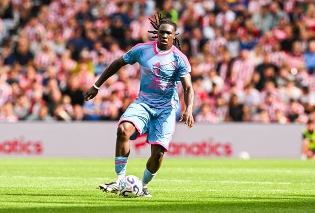 Calvin Bassey of Fulham Sunderland v Fulham, Premier League Football, Football, Stadium of Light, Sunderland, UK - 30 Aug 2026Sunderland Stadium of Light United Kingdom EDITORIAL USE ONLY No use with unauthorised audio, video, data, fixture lists, club league logos or live services. Online in-match use limited to 120 images, no video emulation. No use in betting, games or single club league player publications.  Copyright: xGreigxCowie Shutterstockx 17119085dh