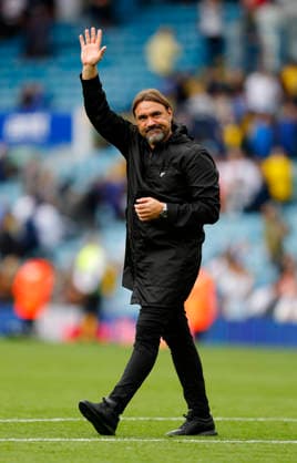 Leeds, England, 30th August 2026. Daniel Farke manager of Leeds United waves to the fans during the Leeds United vs Brentford Premier League match at Elland Road, Leeds. Picture credit should read: James Baylis Sportimage EDITORIAL USE ONLY. No use with unauthorised audio, video, data, fixture lists, club league logos or live services. Online in-match use limited to 120 images, no video emulation. No use in betting, games or single club league player publications. SPI_046_JB_Leeds_Brentford SPI-4950-0045
