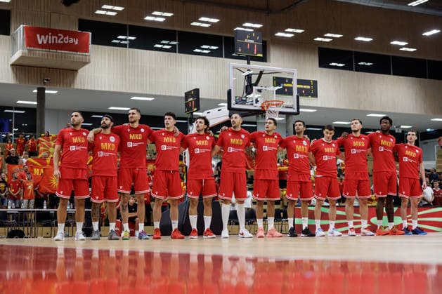 BASKETBALL - FIBA EuroBasket, quali, AUT vs MKD VIENNA,AUSTRIA,30.AUG.26 - BASKETBALL - FIBA EuroBasket 2029 Pre-Qualifier, Austria vs North Macedonia. Image shows the team of MKD during the hymn.  GEPAxpictures xArminxRauthner