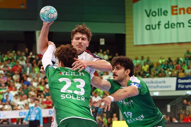 August 30, 2026, xovx, Opel Handball Bundesliga, HSG Wetzlar vs. SG BBM Bietigheim: Marti Soler (HSG Wetzlar), Jonas Josef (SG BBM Bietigheim), Doruk Pehlivan (HSG Wetzlar), Wetzlar Buderus Arena, Hesse, Germany, DE