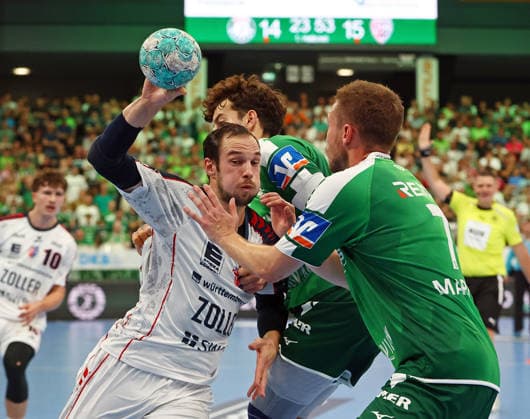 August 30, 2026, xovx, Opel Handball Bundesliga, HSG Wetzlar vs. SG BBM Bietigheim; Dominik Claus (SG BBM Bietigheim), Doruk Pehlivan (HSG Wetzlar), Dominik Mappes (HSG Wetzlar); Wetzlar Buderus Arena, Hesse, Germany, DE