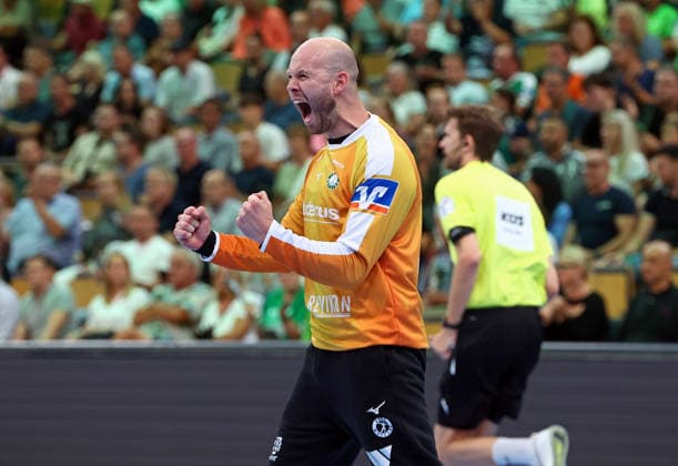 August 30, 2026, xovx, Opel Handball Bundesliga, HSG Wetzlar vs. SG BBM Bietigheim; Bart Ravensbergen celebrates for HSG Wetzlar; Wetzlar Buderus Arena, Hesse, Germany, DE