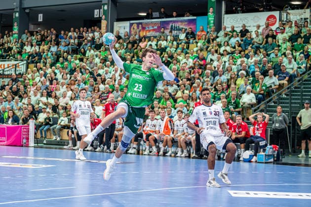 OPEL Handball Bundesliga: HSG Wetzlar vs. SG BBM Bietigheim, August 30, 26 Marti Soler, HSG Wetzlar, 23, Djibril M. Bengue, SG BBM Bietigheim, 33 OPEL Handball Bundesliga: HSG Wetzlar vs. SG BBM Bietigheim, Wetzlar, August 30, 2026 Copyright: xBEAUTIFULxSPORTS Roeczeyx