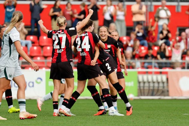 Fußball I Frauen I Bundesliga I Saison 2026-2027 I 2. Spieltag I Bayer 04 Leverkusen - VfL Wolfsburg I 30.08.2026 Marlene Müller (27, Bayer 04 Leverkusen) Lilla Turanyi (24, Bayer 04 Leverkusen) jubeln nach dem 1:1 Ausgleichstreffer von Selina Ostermeier (2, Bayer 04 Leverkusen) Leverkusen Ulrich-Haberland-Stadion Niedersachsen Deutschland *** Soccer I Women s I Bundesliga I 2026–2027 Season I Matchday 2 I Bayer 04 Leverkusen vs. VfL Wolfsburg I August 30, 2026 Marlene Müller 27, Bayer 04 Leverkusen’s Lilla Turanyi, 24, and Bayer 04 Leverkusen celebrate after Selina Ostermeier, 2, scores the 1–1 equalizer at the Ulrich Haberland Stadium in Leverkusen, Lower Saxony, Germany Copyright: xLobeca CedricxSiefkerx