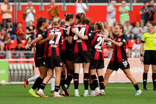 Fußball I Frauen I Bundesliga I Saison 2026-2027 I 2. Spieltag I Bayer 04 Leverkusen - VfL Wolfsburg I 30.08.2026 Bayer 04 Leverkusen Jubelt nach dem 1:1 Ausgleichstreffer von Selina Ostermeier (2, Bayer 04 Leverkusen) Leverkusen Ulrich-Haberland-Stadion Niedersachsen Deutschland *** Soccer I Women s I Bundesliga I 2026–2027 Season I Matchday 2 I Bayer 04 Leverkusen vs. VfL Wolfsburg I August 30, 2026: Bayer 04 Leverkusen celebrates after Selina Ostermeier s 1–1 equalizer 2, Bayer 04 Leverkusen, Ulrich Haberland Stadium, Lower Saxony, Germany Copyright: xLobeca CedricxSiefkerx