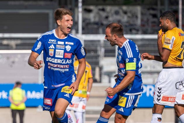SOCCER - BL, Hartberg vs Ried HARTBERG,AUSTRIA,30.AUG.26 - SOCCER - ADMIRAL Bundesliga, TSV Hartberg vs SV Ried. Image shows the rejoicing of Marco Philip Hoffmann and Tobias Kainz (Hartberg).  GEPAxpictures xAvnixRetkoceri