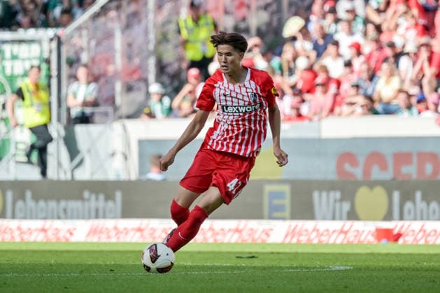 Keisuke Goto (SC Freiburg, 42) am Ball. GER, SC Freiburg vs Werder Bremen, Fussball, Bundesliga, 1. Spieltag, Saison 2026 2027, 30.08.2026 DFL DFB REGULATIONS PROHIBIT ANY USE OF PHOTOGRAPHS AS IMAGE SEQUENCES AND OR QUASI-VIDEO GER, SC Freiburg vs Werder Bremen, Fussball, Bundesliga, 1. Spieltag, Saison 2026 2027, 30.08.2026 Freiburg *** Keisuke Goto, SC Freiburg, 42 with the ball (GER), SC Freiburg vs. Werder Bremen, soccer, Bundesliga, Matchday 1, 2026–2027 season, August 30, 2026 DFL DFB regulations prohibit any use of photographs as image sequences and or quasi-video GER, SC Freiburg vs. Werder Bremen, soccer, Bundesliga, Matchday 1, 2026–2027 season, August 30, 2026, Freiburg Copyright: xEibner-Pressefotox EP_THS