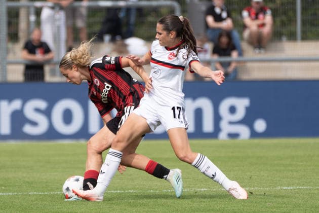 30.08.2026, xhfmx, Fussball Google Pixel Frauen-Bundesliga, Eintracht Frankfurt - 1.FC Nürnberg v.l. Danique Tolhoek (Eintracht Frankfurt, 22), Marie Bleil (1.FC Nürnberg, 17) Frankfurt am Main *** August 30, 2026, xhfmx, Soccer Google Pixel Women s Bundesliga, Eintracht Frankfurt vs. 1 FC Nürnberg, Danique Tolhoek (Eintracht Frankfurt), 22, Marie Bleil (1 FC Nürnberg), 17, Frankfurt am Main