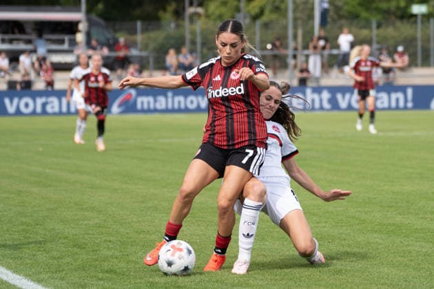 30.08.2026, xhfmx, Fussball Google Pixel Frauen-Bundesliga, Eintracht Frankfurt - 1.FC Nürnberg v.l. Ereleta Memeti (Eintracht Frankfurt, 7) setzt sich gegen Gegenspielerin durch Frankfurt am Main *** August 30, 2026, xhfmx, Soccer, Google Pixel, Women s Bundesliga, Eintracht Frankfurt vs. 1. FC Nürnberg, Ereleta Memeti (Eintracht Frankfurt), No. 7 outplays her opponent, Frankfurt am Main