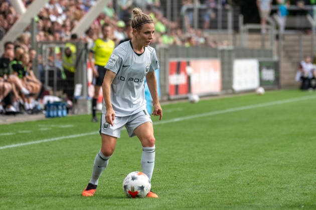 Svenja Huth (VfL Wolfsburg, 10) am Ball. Bayer 04 Leverkusen vs. VfL Wolfsburg, Fussball, Frauen Bundesliga, 02. Spieltag, Saison 2026 2027, 30.08.2026 DFL DFB Regulations prohibit any use of Photographs as image sequences and or Quasivideo Bayer 04 Leverkusen vs. VfL Wolfsburg, Fussball, Frauen Bundesliga, 02. Spieltag, Saison 2026 2027, 30.08.2026 Leverkusen *** Svenja Huth, VfL Wolfsburg, 10 on the ball: Bayer 04 Leverkusen vs. VfL Wolfsburg, Soccer, Women s Bundesliga, Matchday 2, 2026–2027 Season, August 30, 2026 DFL DFB regulations prohibit any use of photographs as image sequences and or quasi-video Bayer 04 Leverkusen vs. VfL Wolfsburg, soccer, Women’s Bundesliga, Matchday 2, 2026–2027 season, August 30, 2026, Leverkusen Copyright: xEibner-Pressefoto ThomasxHaeslerx EP_THR