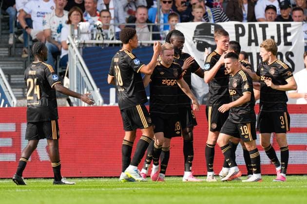 VELSEN-ZUID , 30-08-2026 , BUKO Stadion , season 2026 2027 , Dutch Eredivisie football , match between Telstar and Ajax , Picture shows Ajax player Davy Klaassen celebrating the 0-1 Telstar - Ajax  x206250163x Copyright: