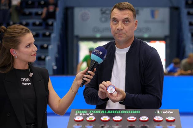 August 30, 2026, xtgx, Opel HBL Handball, VfL Gummersbach vs. SC Magdeburg emspor, from left: Draw for the second round of the DHB Cup in Gummersbach