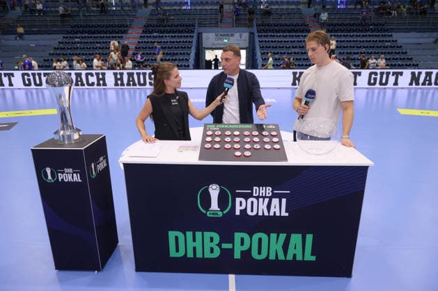 August 30, 2026, xtgx, Opel HBL Handball, VfL Gummersbach vs. SC Magdeburg emspor, from left: Draw for the second round of the DHB Cup in Gummersbach