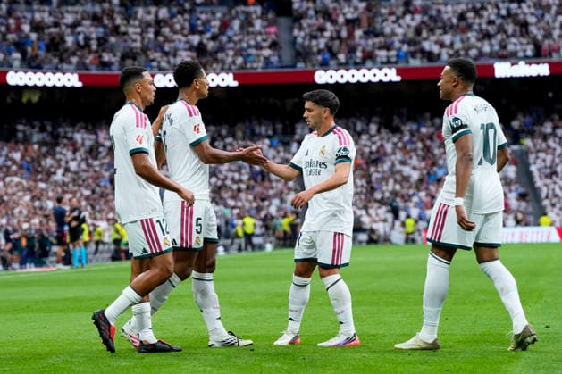 ESP: Real Madrid - Malaga CF. La Liga EA Sports. Matchday 3. Jude Bellingham of Real Madrid CF during the La Liga EA Sports match between Real Madrid and Malaga CF played at Santiago Bernabeu Stadium on 30 Aug 2026 in Madrid, Spain. kpng Copyright: xCesarxCebollax xPRESSINPHOTOx PS_2627_RMA_MAL_025