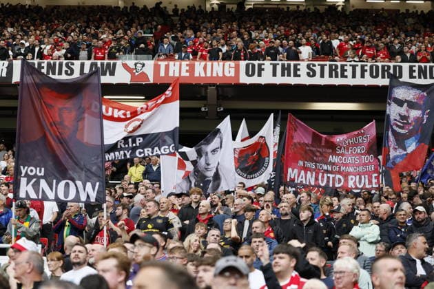 Manchester United, ManU v Ipswich Town - Premier League 2026 27 Manchester United fans with banners before the Premier League 2026 27 match between Manchester United and Ipswich Town at Old Trafford on August 30, 2026 in Manchester, England. WARNING! This Photograph May Only Be Used For Newspaper And Or Magazine Editorial Purposes. May Not Be Used For Publications Involving 1 player, 1 Club Or 1 Competition Without Written Authorisation From Football DataCo Ltd. For Any Queries, Please Contact Football DataCo Ltd on +44 (0) 207 864 9121 Manchester Old Trafford England United Kingdom Copyright: xAllstarxPicturexLibraryxLtdx