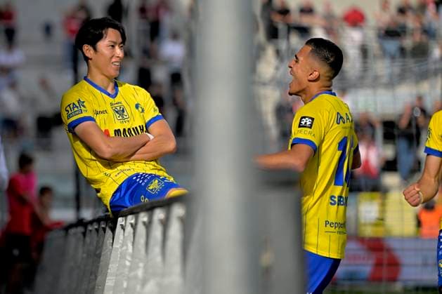 Royal Antwerp FC v Sint-Truidense VV - Jupiler Pro League DEURNE, BELGIUM - AUGUST 30 : Matsuzawa Kaito forward of Sint-Truidense VV celebrates scoring a goal during the Jupiler Pro League match between Royal Antwerp FC and Sint-Truidense VV on August 30, 2026 in Deurne, Belgium, 30 08 2026 Deurne Belgium  Copyright: xSesx