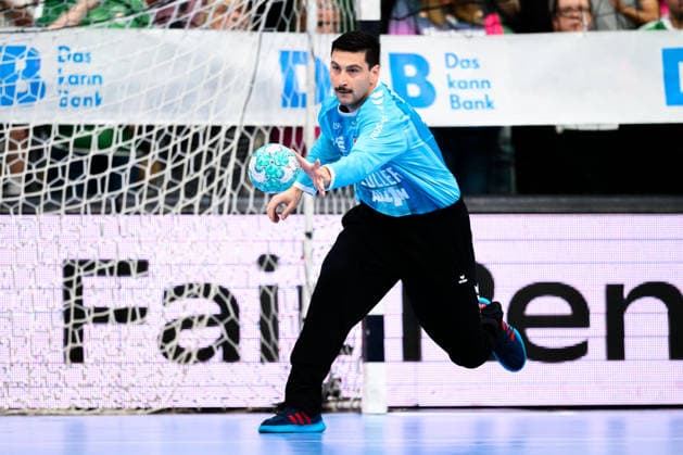 Wetzlar HBL 26 27 HSG Wetzlar SG BBM Bietigheim Goalkeeper Martin Tomovski Bietigheim Wetzlar Buderus Arena Germany