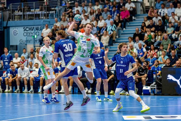 Opel Handball Bundesliga, VfL Gummersbach vs. SC Magdeburg, August 30, 2026; Magnus Saugstrup (SC Magdeburg) 23, Tom Kiesler (VfL Gummersbach) 30, Felix Claar, SC Magdeburg 7, Mathis Haeseler, VfL Gummersbach 11, Opel Handball Bundesliga, VfL Gummersbach vs. SC Magdeburg, August 30, 2026 Copyright: xBEAUTIFULxSPORTS Erlhofx
